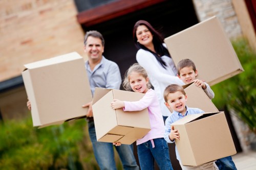 Secure short-term storage arrangement for a move in Tooting